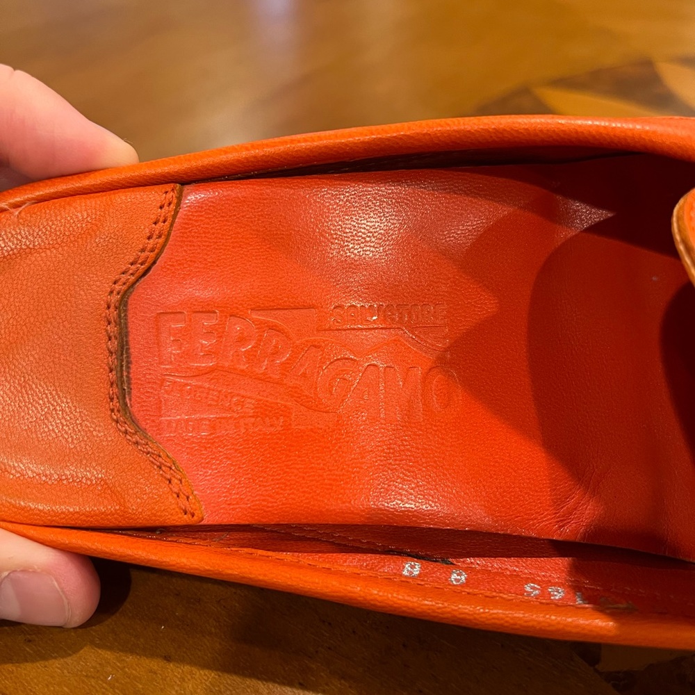 Salvatore Ferragamo Women’s Orange Viggio Apron-Toe Leather Mules Size 8 Slip On - Picture 7 of 10